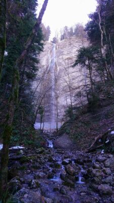 saint-joseph-de-rivi-re-cascade-de-la-pisserotte-openrunner
