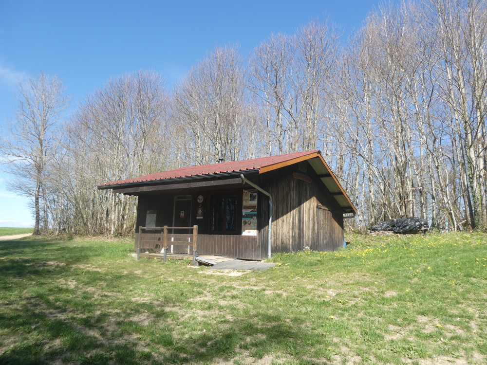 la cabane de chasse au chasselard (au km4.5)