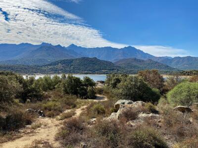 Rando 7 : Boucle du barrage de Codole - © OTIRB